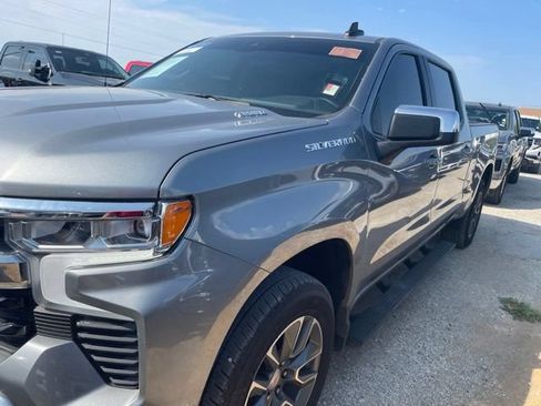 Used 2025 Chevrolet Silverado 1500 LT AWD/4WD image 5
