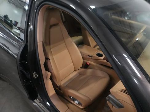 Used 2011 Porsche Panamera 4 image 26