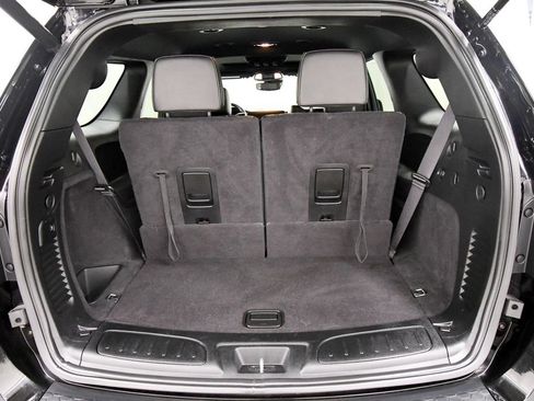 Used 2024 Dodge Durango R/T AWD/4WD image 7