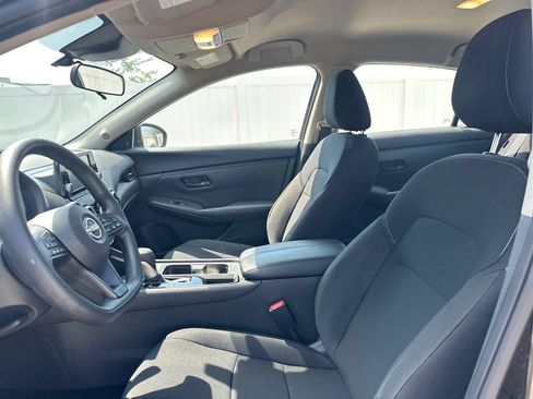 Used 2025 Nissan Sentra S FWD image 11