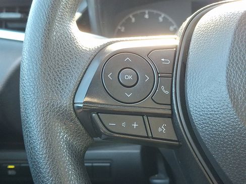 Used 2024 Toyota Corolla LE image 22