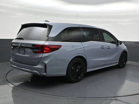 Used 2025 Honda Odyssey Sport-L image 5