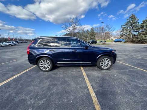 Used 2017 Volvo XC90 T6 Inscription w/ Vision Package image 2