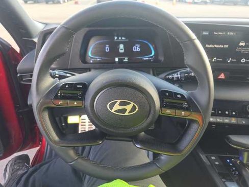 Used 2026 Hyundai Elantra SEL Sport Premium FWD image 8
