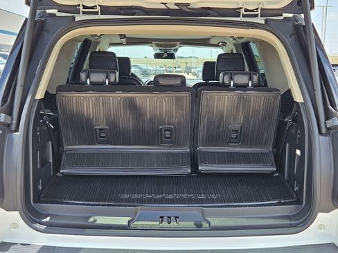 Used 2020 Ford Expedition Platinum RWD image 27