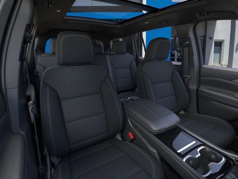 New 2026 Chevrolet Traverse LT w/ Sun and Wheel Package image 16