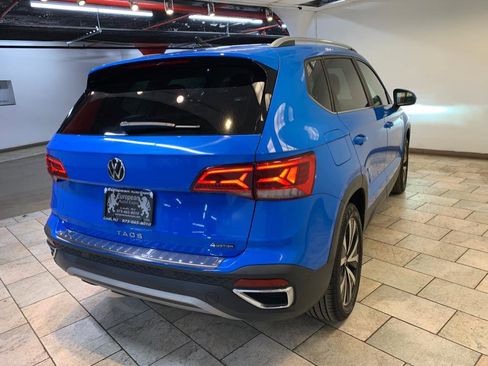 Used 2022 Volkswagen Taos SE image 8