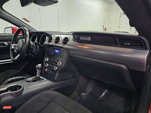 Used 2021 Ford Mustang GT RWD image 11