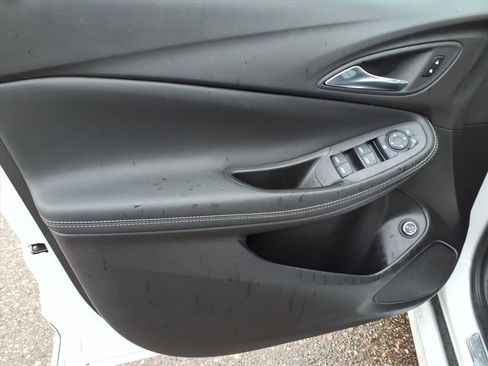 Certified 2023 Buick Encore GX Select w/ Sport Touring Package image 12