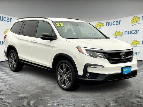 Used 2022 Honda Pilot Sport image 1