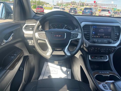 Used 2023 GMC Acadia SLE w/ Driver Convenience Package AWD/4WD image 18