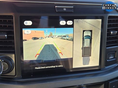 Used 2025 Ford F250 Platinum image 18