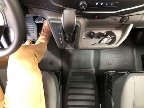 New 2026 Ford Transit 250 148 Medium Roof image 16