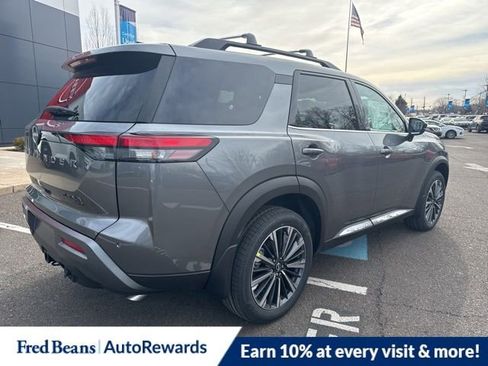New 2026 Nissan Pathfinder Platinum w/ Cargo Package image 10