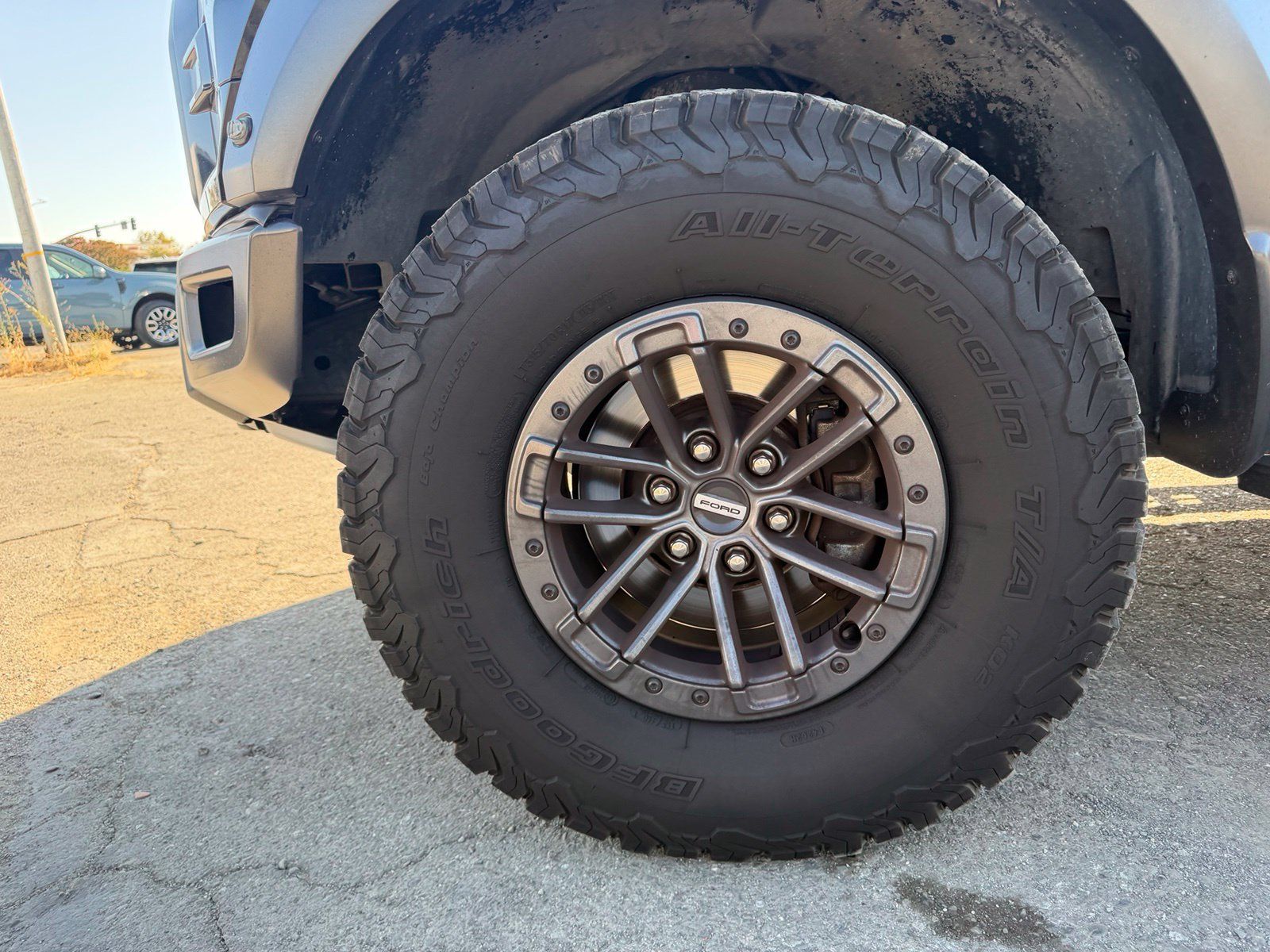 Used 2019 Ford F150 Raptor w/ Equipment Group 802A Luxury AWD/4WD image 9