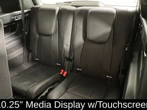 Used 2022 Mercedes-Benz GLB 250 image 16