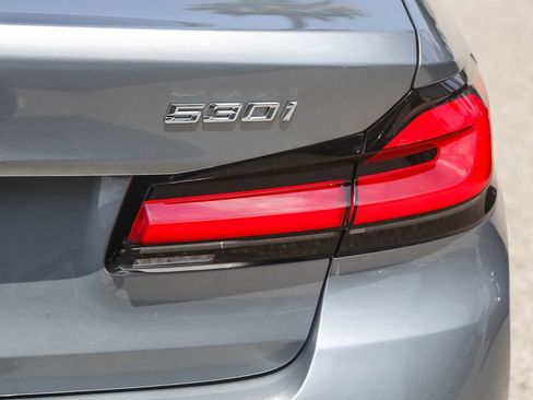 Certified 2023 BMW 530i w/ Convenience Package RWD image 7