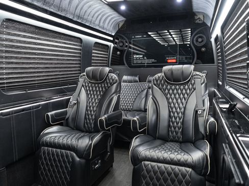 Used 2019 Mercedes-Benz Sprinter 170 image 18