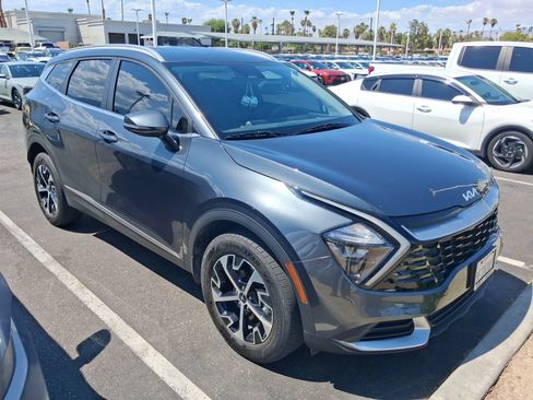 Certified 2023 Kia Sportage EX AWD/4WD image 3