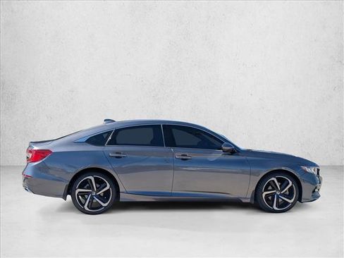 Used 2020 Honda Accord Sport image 4