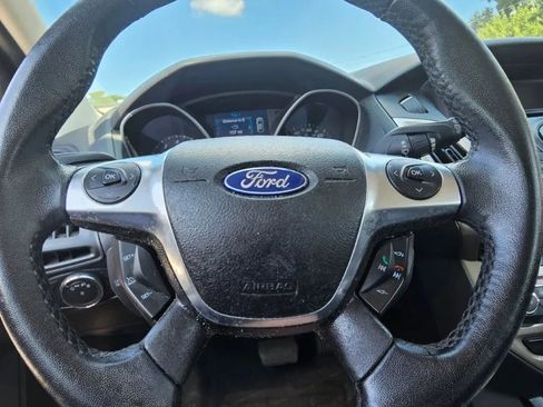 Used 2012 Ford Focus SEL image 16