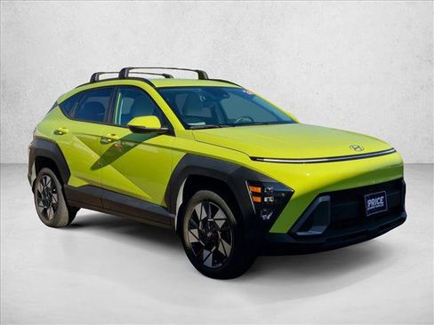 Used 2024 Hyundai Kona SEL w/ Convenience Package AWD/4WD image 3