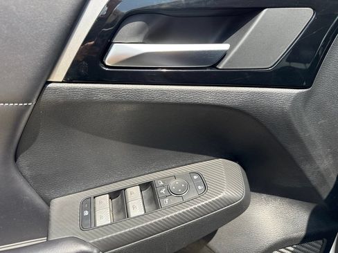 Used 2024 Mitsubishi Outlander SE FWD image 19