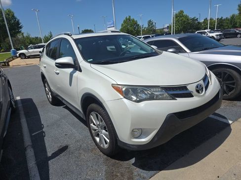 Used 2014 Toyota RAV4 Limited w/ Technology Package FWD image 2