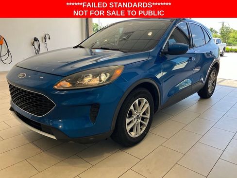 Used 2021 Ford Escape SE FWD image 3
