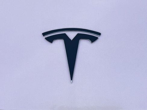 Used 2022 Tesla Model Y Performance image 55