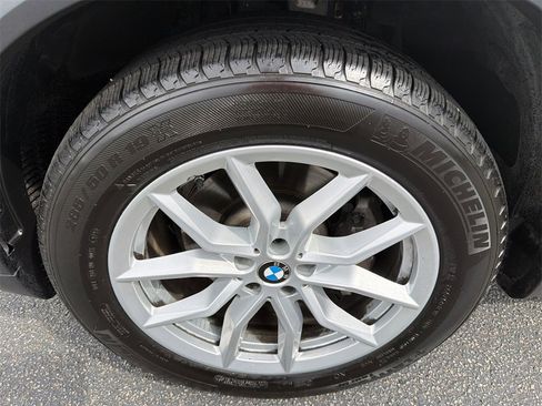 Used 2020 BMW X5 sDrive40i w/ Premium Package image 11