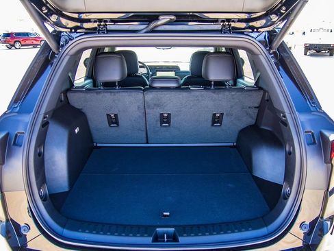 New 2026 GMC Terrain AT4 w/ Technology Package II AWD/4WD image 11