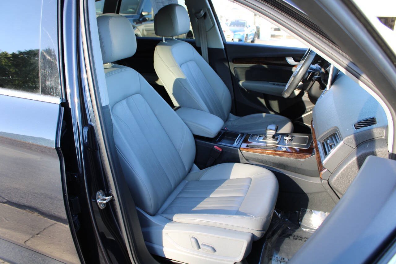 Used 2018 Audi Q5 2.0T Premium Plus w/ Premium Plus Package AWD/4WD image 11
