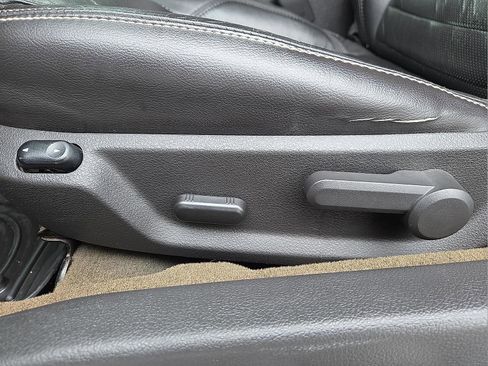 Used 2013 Ford Mustang GT Premium RWD image 15