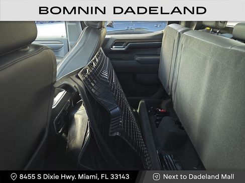 Used 2024 Chevrolet Silverado 1500 High Country image 17