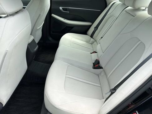 Used 2023 Hyundai Sonata SEL FWD image 23