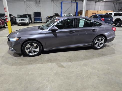 Used 2018 Honda Accord EX-L image 4