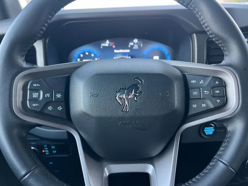 Used 2025 Ford Bronco Big Bend image 24