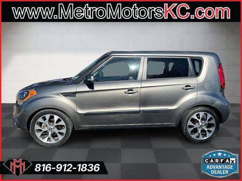 Used 2013 Kia Soul ! image 2