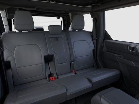 New 2026 Ford Bronco Outer Banks w/ Sasquatch Package AWD/4WD image 12
