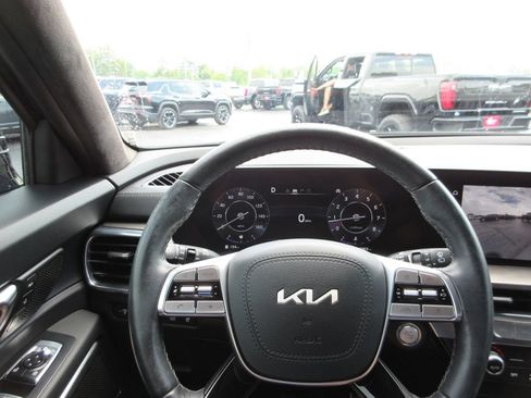 Used 2025 Kia Telluride SX Prestige X-Line AWD/4WD image 32