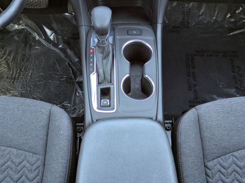 Used 2023 Chevrolet Equinox LT image 6