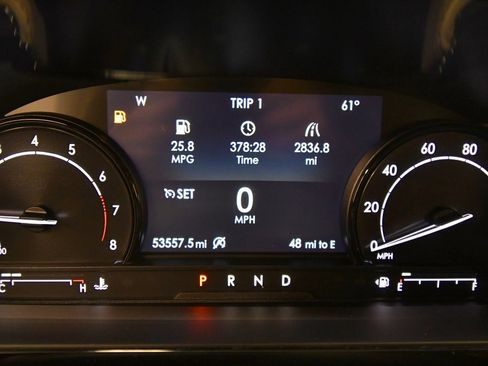 Used 2021 Lincoln Corsair Standard w/ Equipment Group 101A image 23