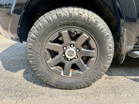 Used 2021 Toyota 4Runner Trail Special Edition AWD/4WD image 4