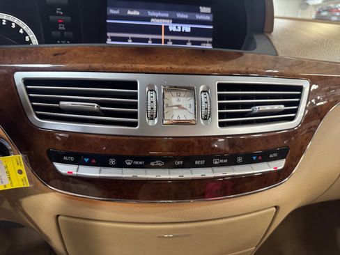 Used 2008 Mercedes-Benz S 550 image 12