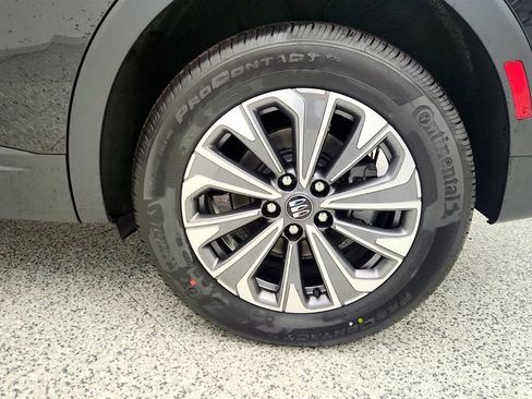 Used 2024 Buick Envision Preferred image 9