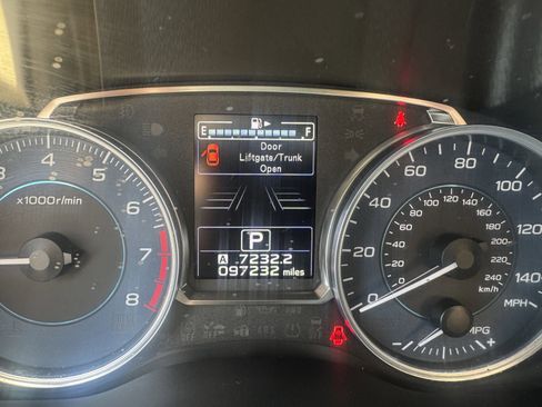 Used 2017 Subaru Crosstrek 2.0i Limited image 7