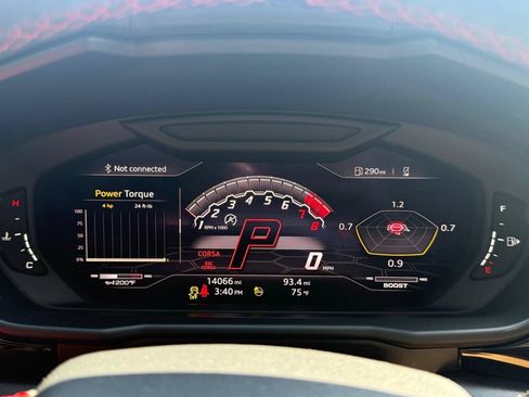 Used 2021 Lamborghini Urus AWD/4WD image 45