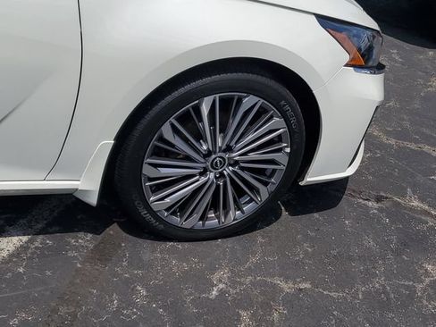Certified 2025 Nissan Altima 2.5 SL FWD image 6