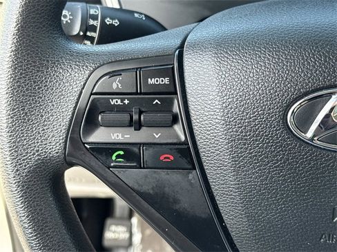 Used 2016 Hyundai Sonata SE image 24